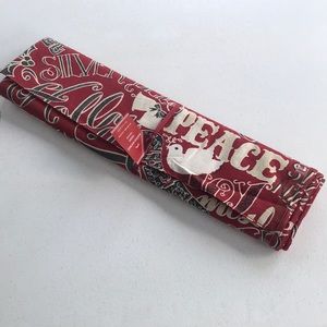 Pottery barn mistletoe sentiment table runner